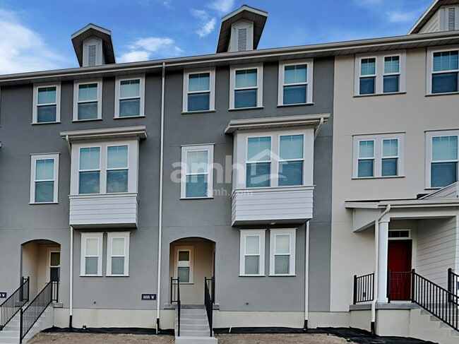 Building Photo - 6016 S Jordan Pkwy W