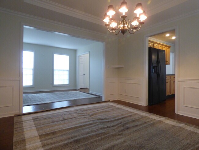 Foto del edificio - LOVELY HOME in Hamburg; Renovated, Garage, Many Upgrades!