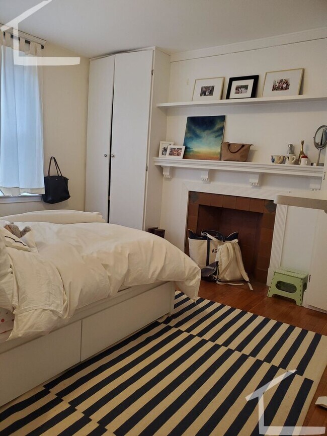 Foto del edificio - Coolidge Corners finest.......