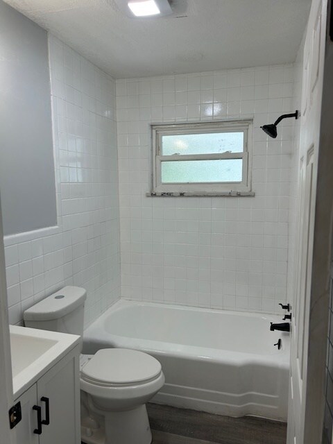 Foto del edificio - 236 Riggs Ave