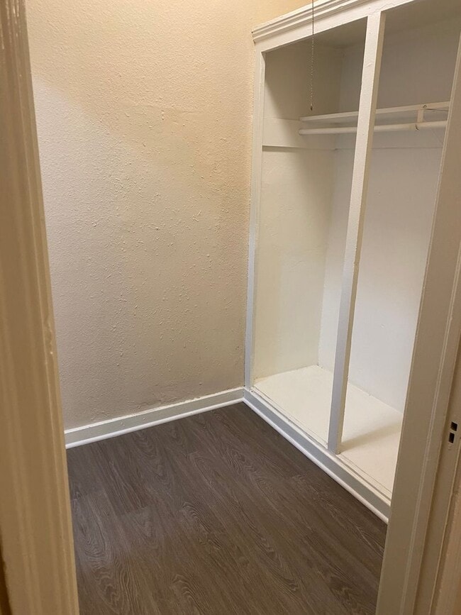 Building Photo - 461 W Colorado St