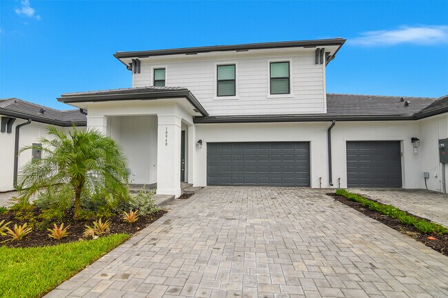 Building Photo - 10940 Salt Bay Wy