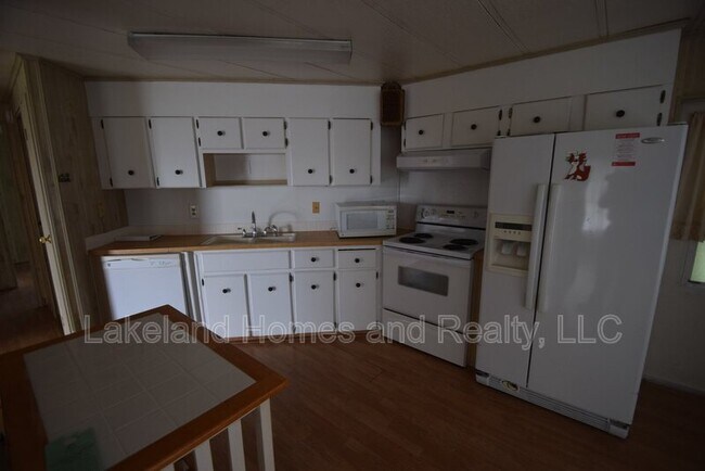 Foto del edificio - 1567 Longbow Dr