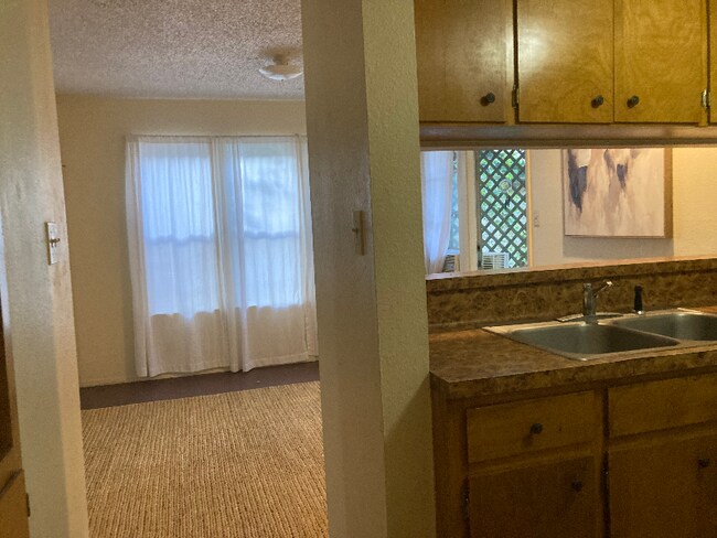 Foto del edificio - 909 W 23rd St