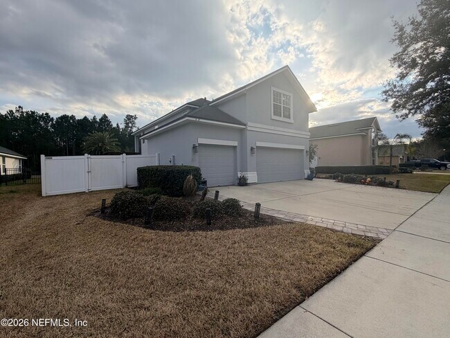 Building Photo - 6092 White Tip Rd