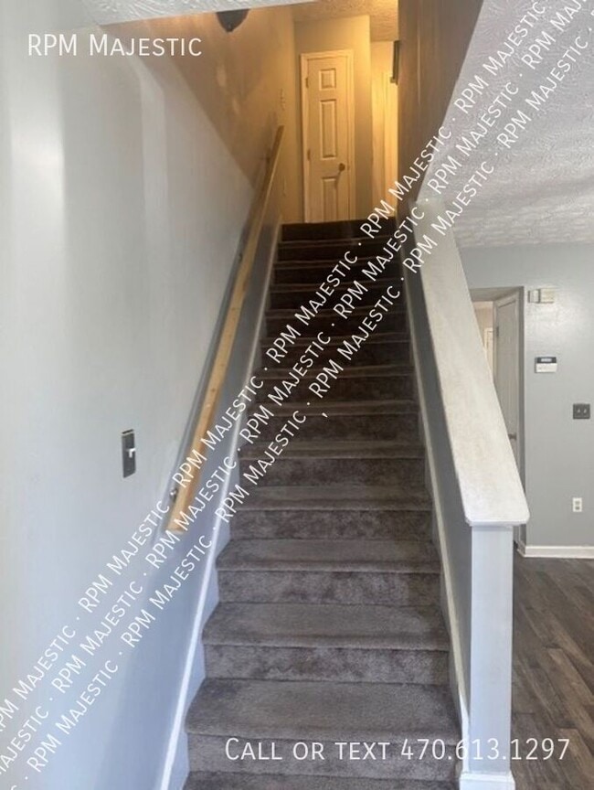 Building Photo - 6510 Wellington Chase Ct