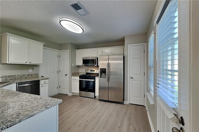 Building Photo - 103 Bonnabel Ct