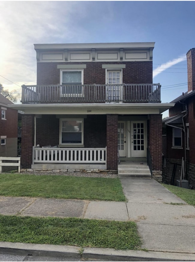 Building Photo - 124 16th St