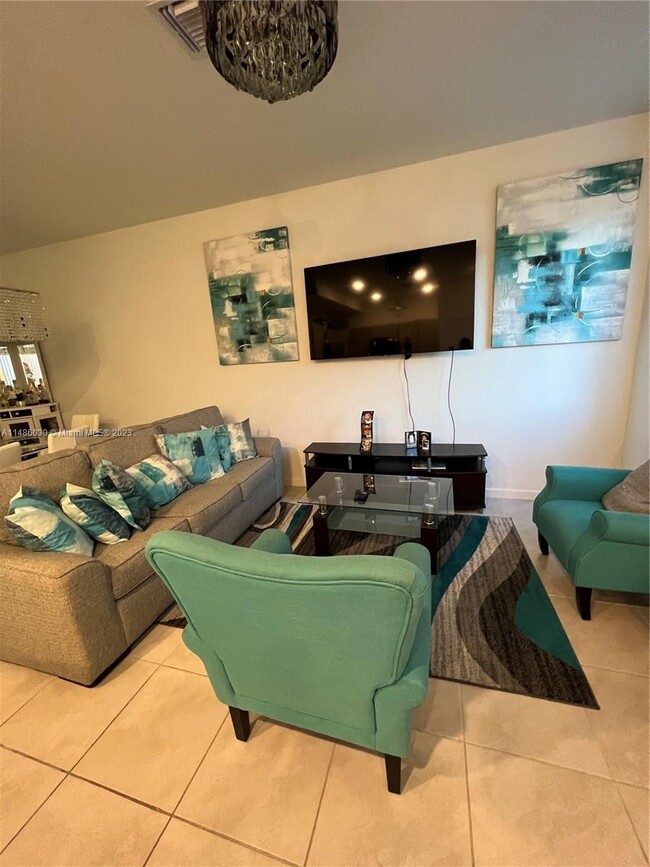 Foto del edificio - 1141 NW 208th Terrace