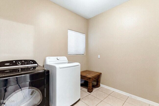 Foto del edificio - 17318 N 19th Terrace