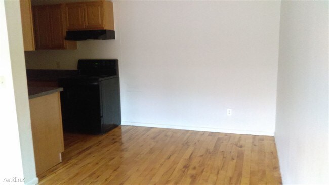 Foto del edificio - 105 Sherbrooke Ave
