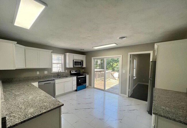 Building Photo - COMING SOON!  Beautifully updated 3 Bedroo...