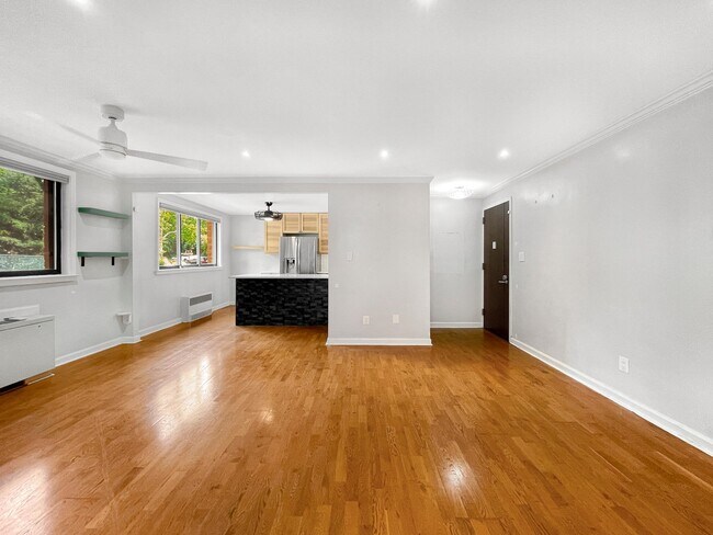 Foto del edificio - 2725 39th St NW