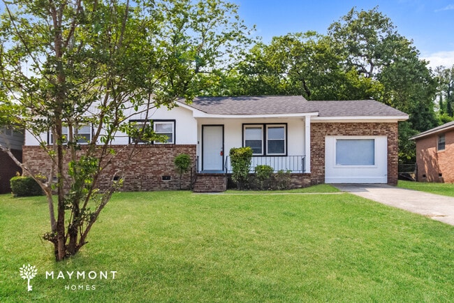 Building Photo - 3709 Lochmore Dr