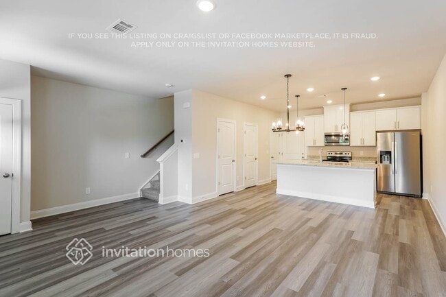 Foto del edificio - 208 River Rock Dr