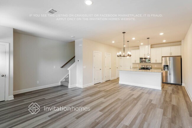 Foto del edificio - 275 River Rock Dr