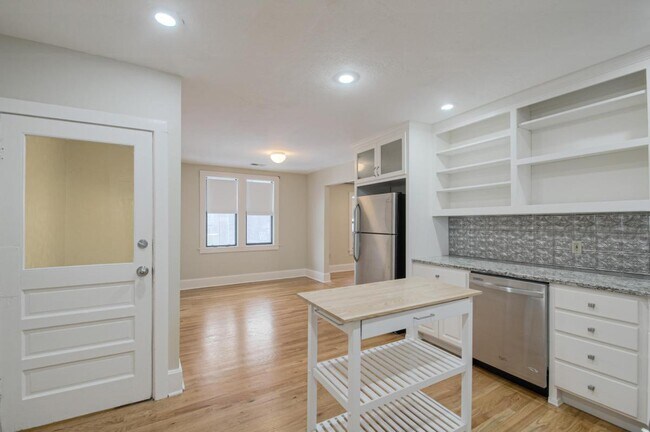 Foto del edificio - 1005 Missouri Ave