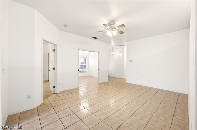 Building Photo - 10707 Pearl Bay Cir