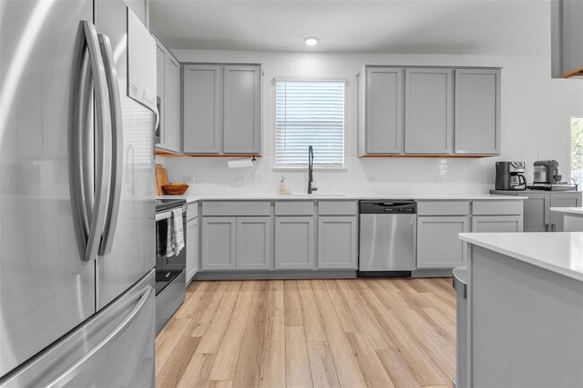 Building Photo - 116 Benmyrtle Trl