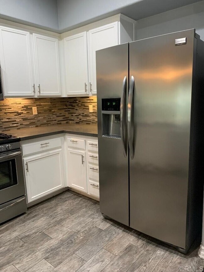 Foto del edificio - 2150 Caminito Leonzio