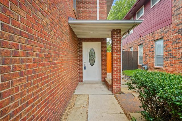 Building Photo - 5335 Waterford Dr
