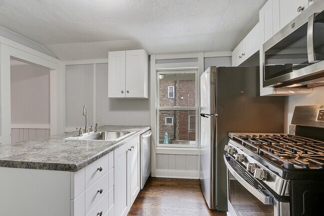 Foto del edificio - 14314 Beacon Ave