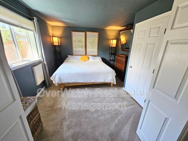 Foto del edificio - 1602 Richardson Dr