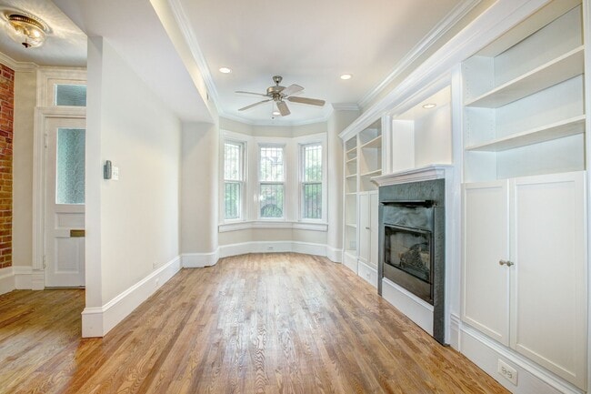 Foto del edificio - 633 C St NE