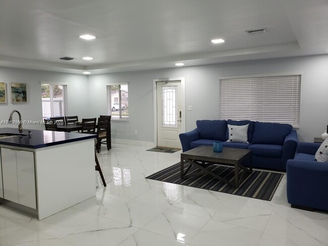 Foto del edificio - 5124 SW 128th Ave