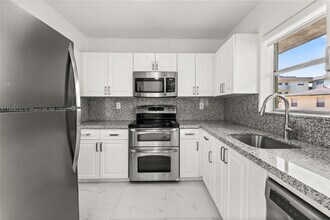 Building Photo - 7505 SW 82nd St