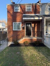 Building Photo - 312 Burbank St SE