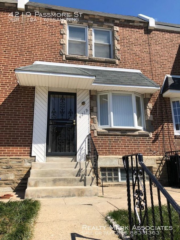 Primary Photo - 4219 Passmore St