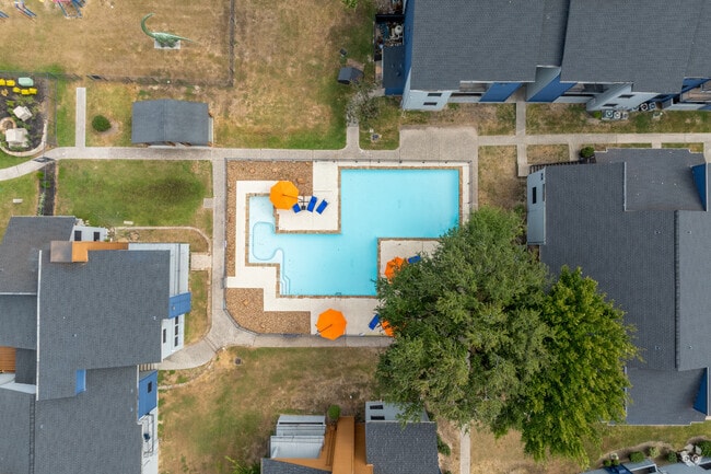 Alternate - Trenton Place