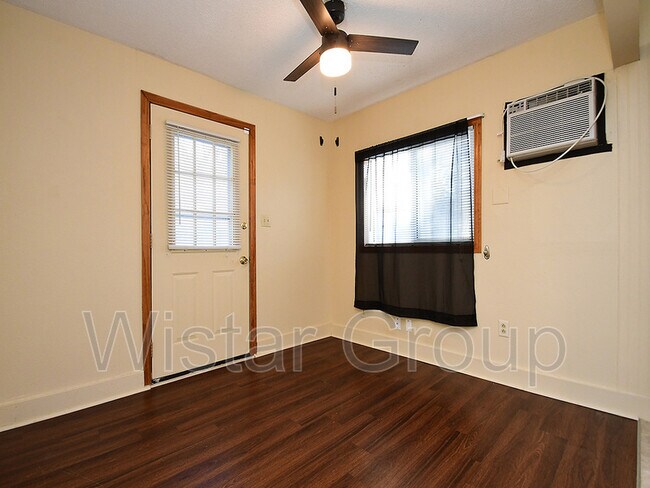 Foto del edificio - 1406 McPherson Ave