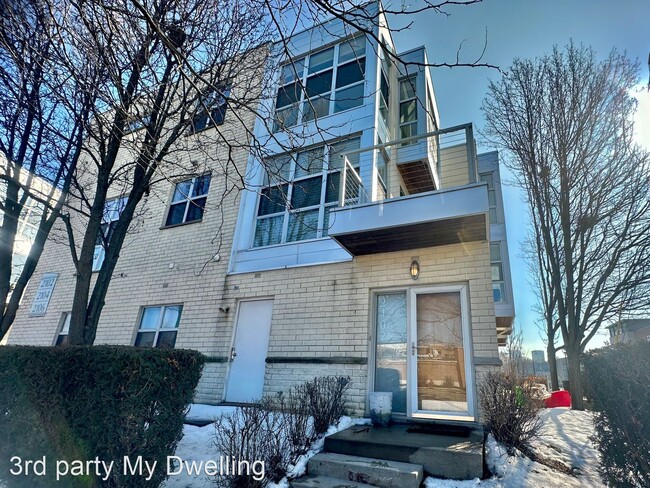 Building Photo - 2 br, 2.5 bath House - 2102 N Commerce St