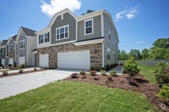 Building Photo - 111 Hunston Dr.