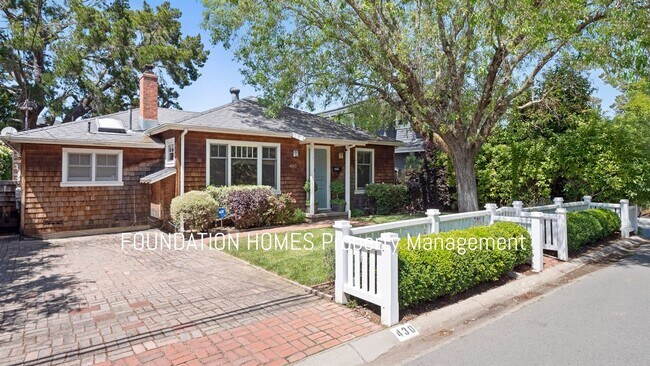 Foto del edificio - 3 br, 2 bath House - 430 William Ave