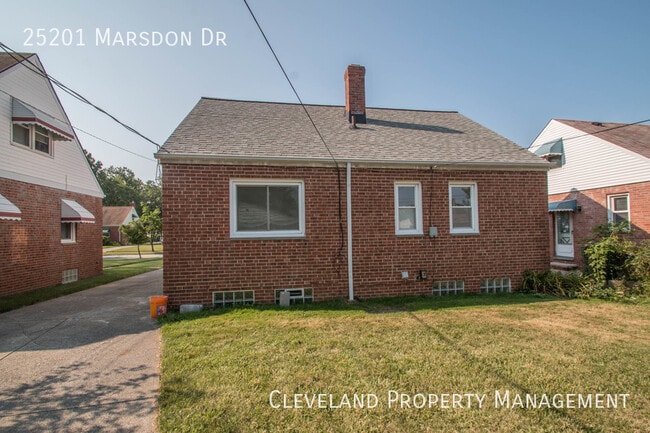 Building Photo - Updated Brick Home