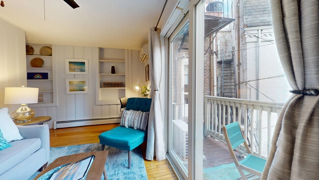 Building Photo - 380 Washington St