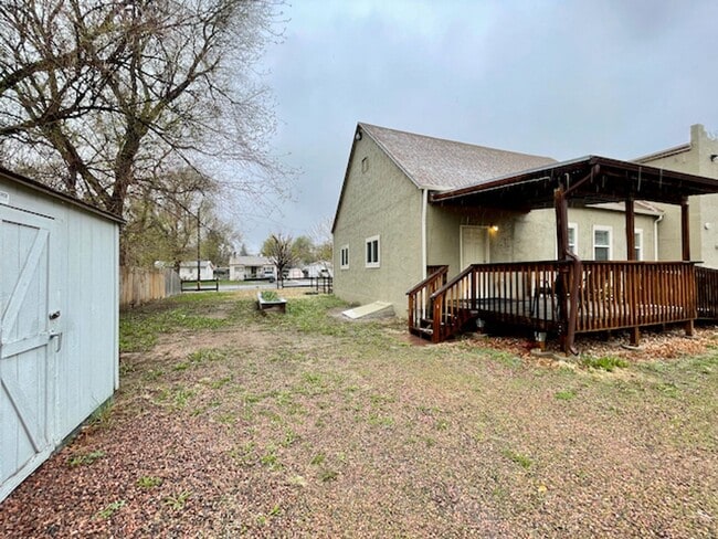 Building Photo - 2101 E Willamette Ave