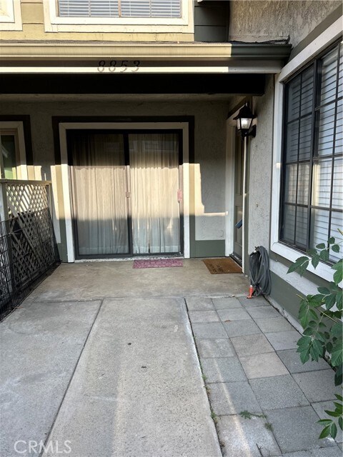 Foto del edificio - 8853 Applewood Dr