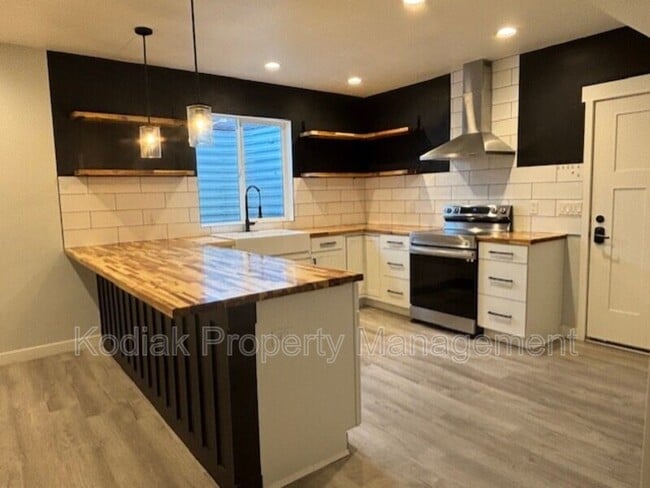 Building Photo - 7544 Wood Farms Dr