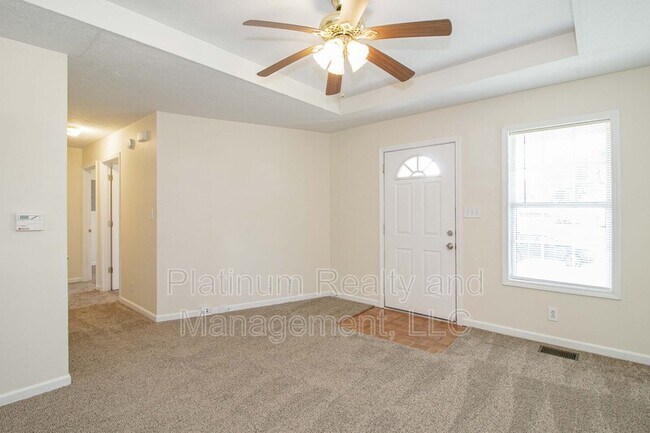 Building Photo - 1613 Hannibal Dr