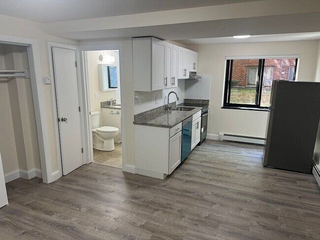 *Pictures are representative samples of the advertised unit. In some cases, the actual units you tou - 5 Chester St