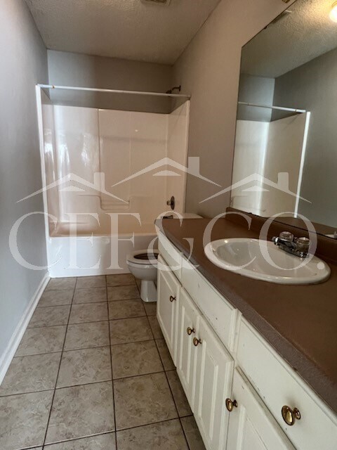 Building Photo - 453 Belcher Rd