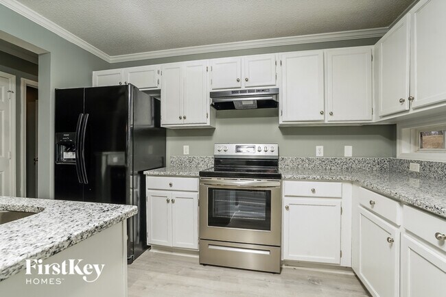 Foto del edificio - 5853 Ferncrest Ct