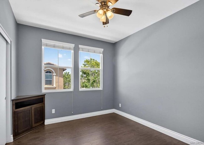 Building Photo - 42921 Avenida Amistad
