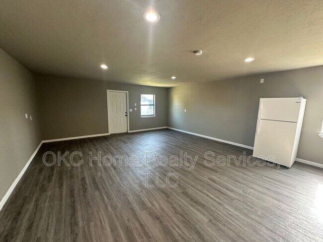 Foto del edificio - 1612 NE 24th St