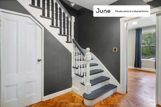 Photo - Private bedroom in 7 bed/2.5 bath Home