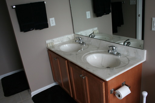 Building Photo - 408 Lewis Clark Dr